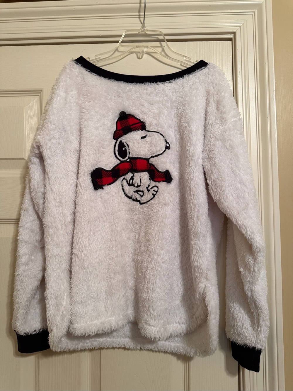 Peanuts White Fuzzy Off-the-Shoulder Snoopy Sweater with Red Plaid Accent